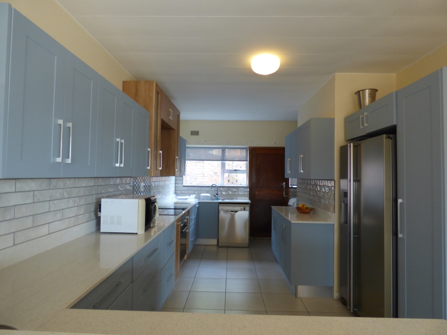 4 Bedroom Property for Sale in West Bank Eastern Cape